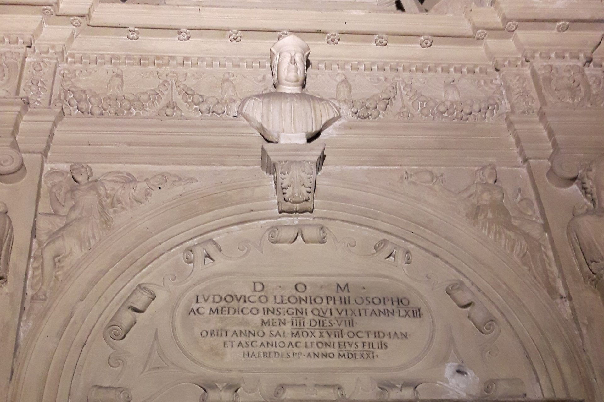 Lodovico%20Leoni%27s%20funeral%20monument%2C%20Bologna%20%284%29.jpg